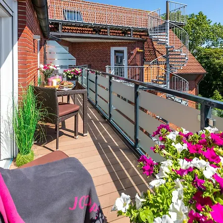 Appartementhaus Bracht - Toewer-suite Διαμέρισμα *